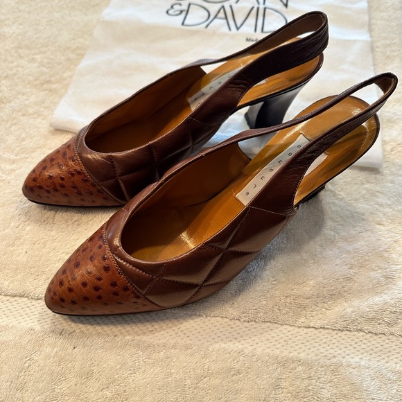 Joan & David leather pumps - Picture 3 of 3